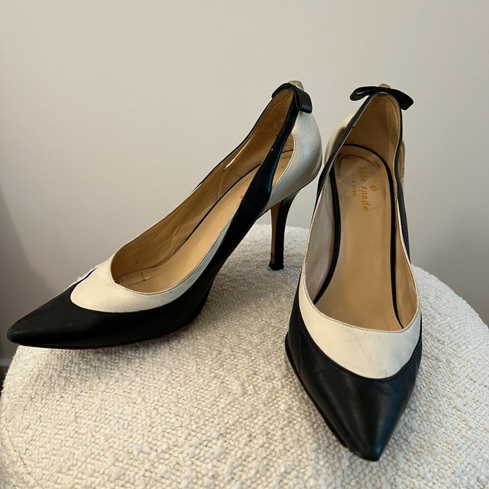 Kate Spade Black & Ivory Cap Toe Slingback Pumps - US 7.5